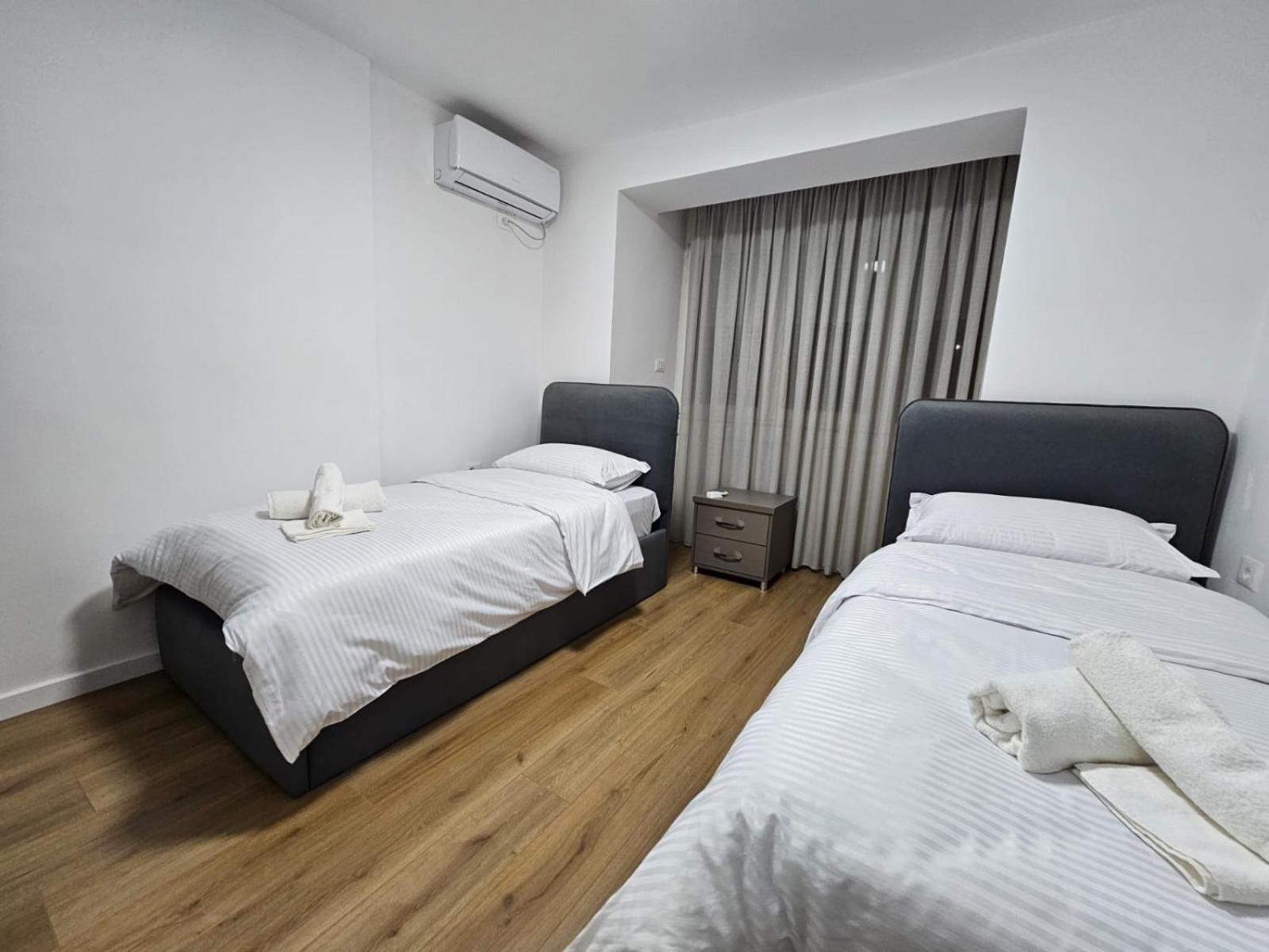 Elois Luxury Apartment Тирана Экстерьер фото